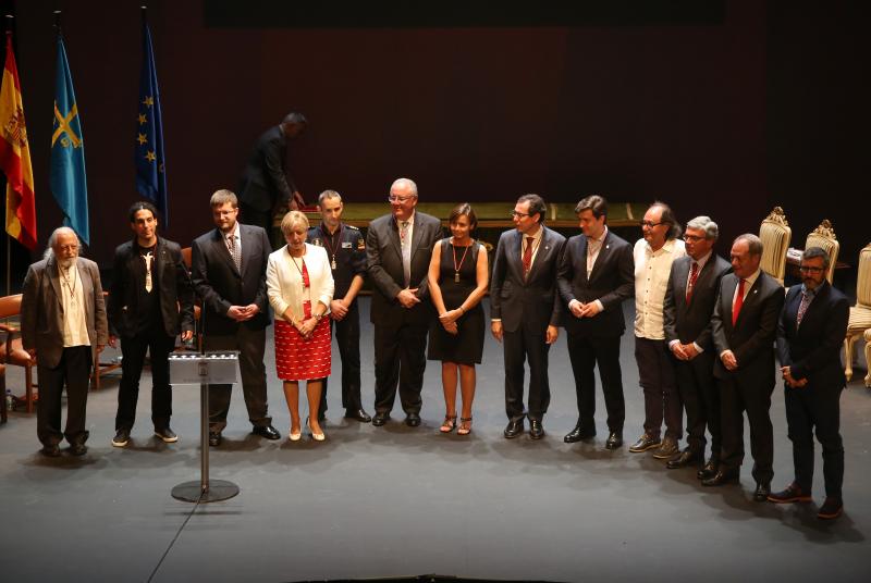 Gijón entrega sus Medallas de Plata