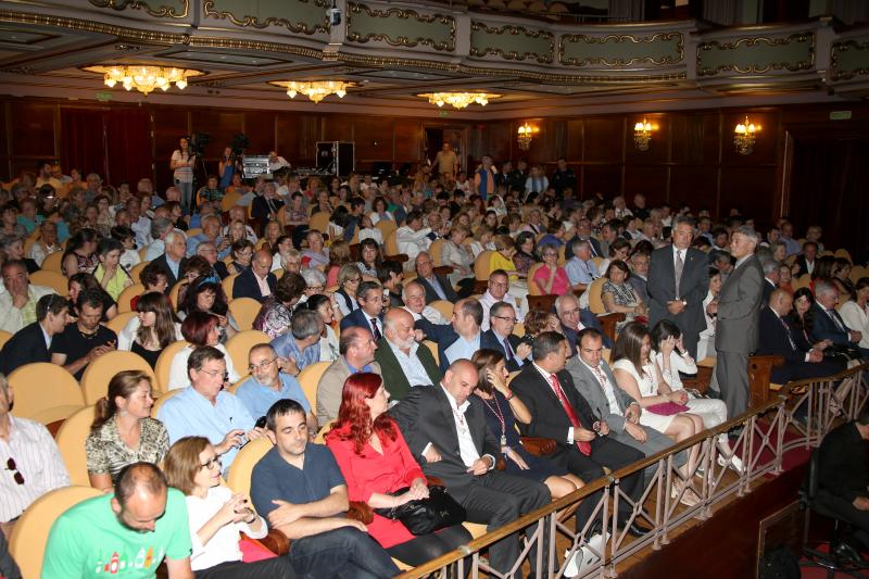 Gijón entrega sus Medallas de Plata