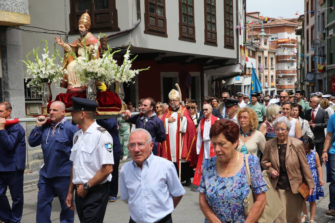 Lleno total en Cudillero para escuchar el sermón de L&#039;Amuravela