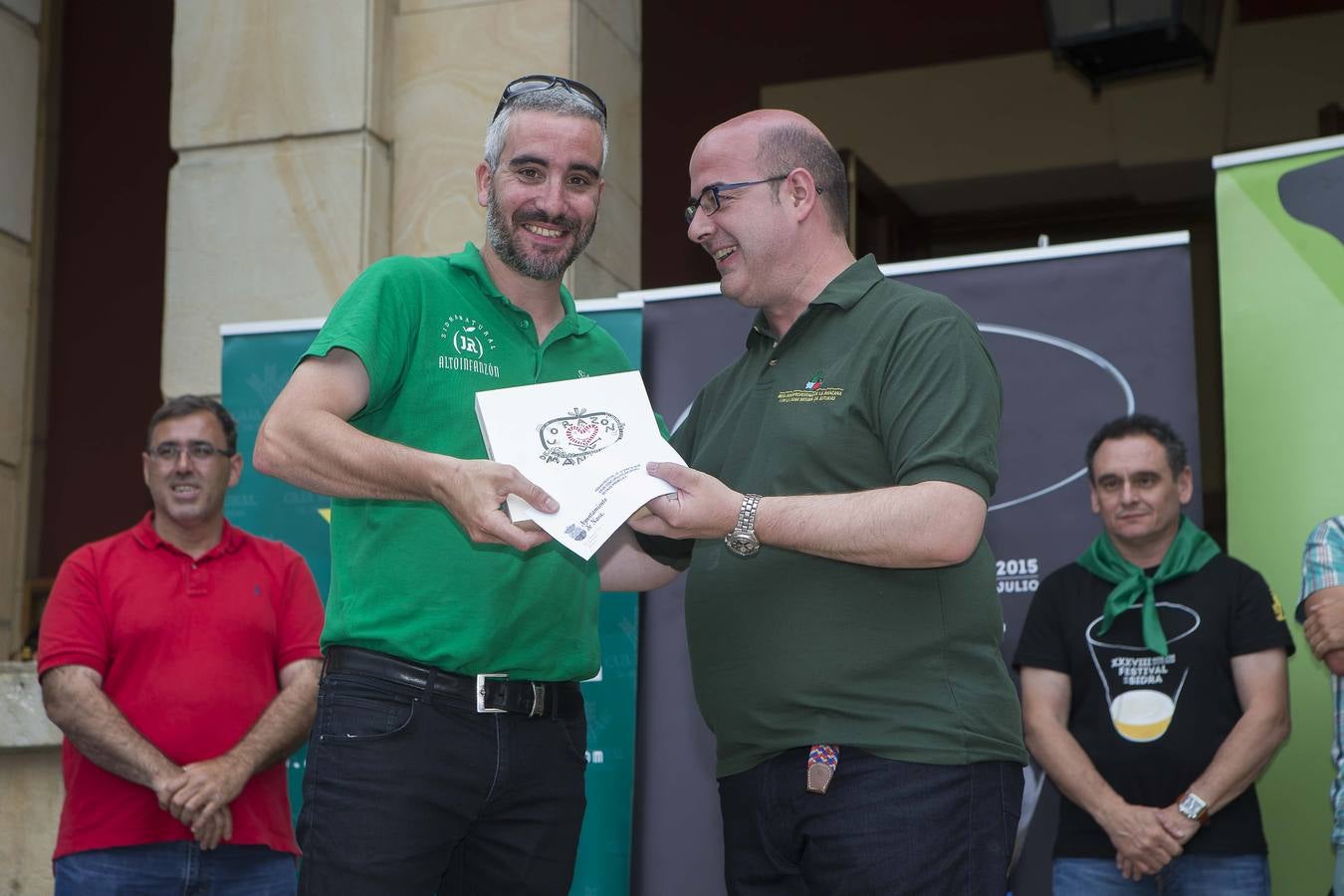 Concurso de escanciadores del Festival de la Sidra de Nava