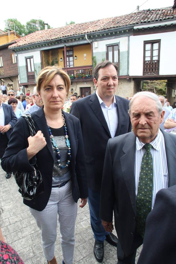 En 2012, Esther Díaz, Alejandro Vega y Aurelio Quirós en el funeral del exalcalde de Bimenes, Emilio González.