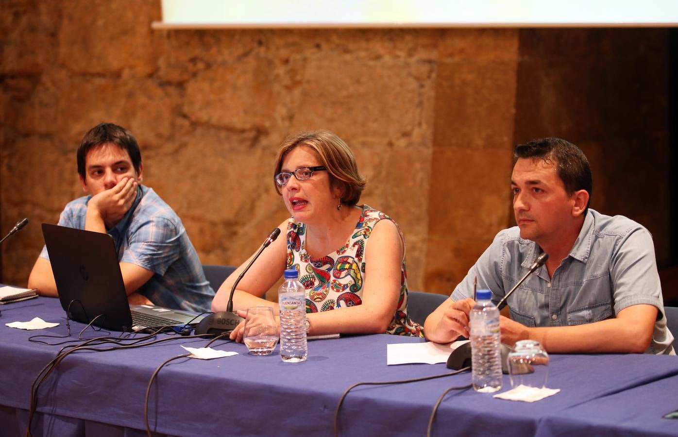 Ana Taboada se reúne con el movimiento asociativo de Oviedo
