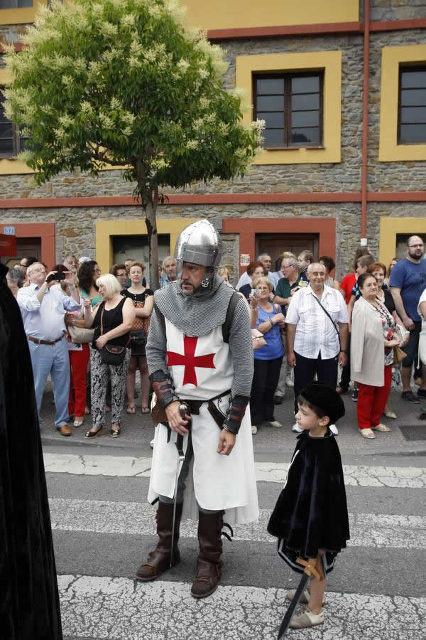 Desfile del medievo en El Entrego