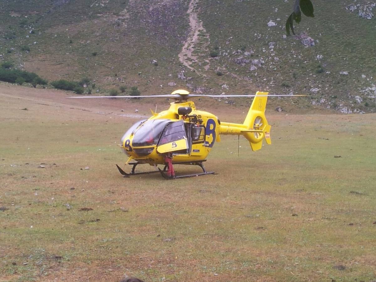 Una avalancha deja cinco menores y un adulto heridos en el pico Urriellu