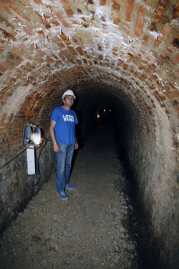 Riosa construye un mirador sobre las antiguas tolvas de las minas de Texeo