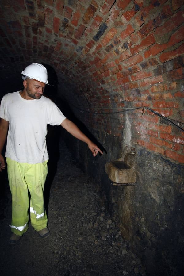 Riosa construye un mirador sobre las antiguas tolvas de las minas de Texeo