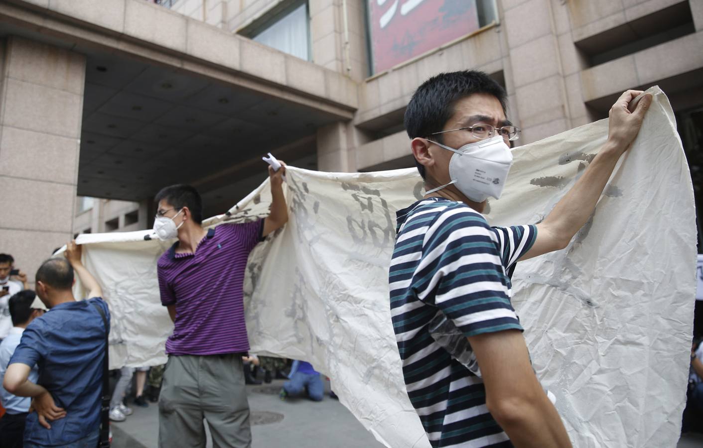 Dolor, rabia y desolación por Tianjin