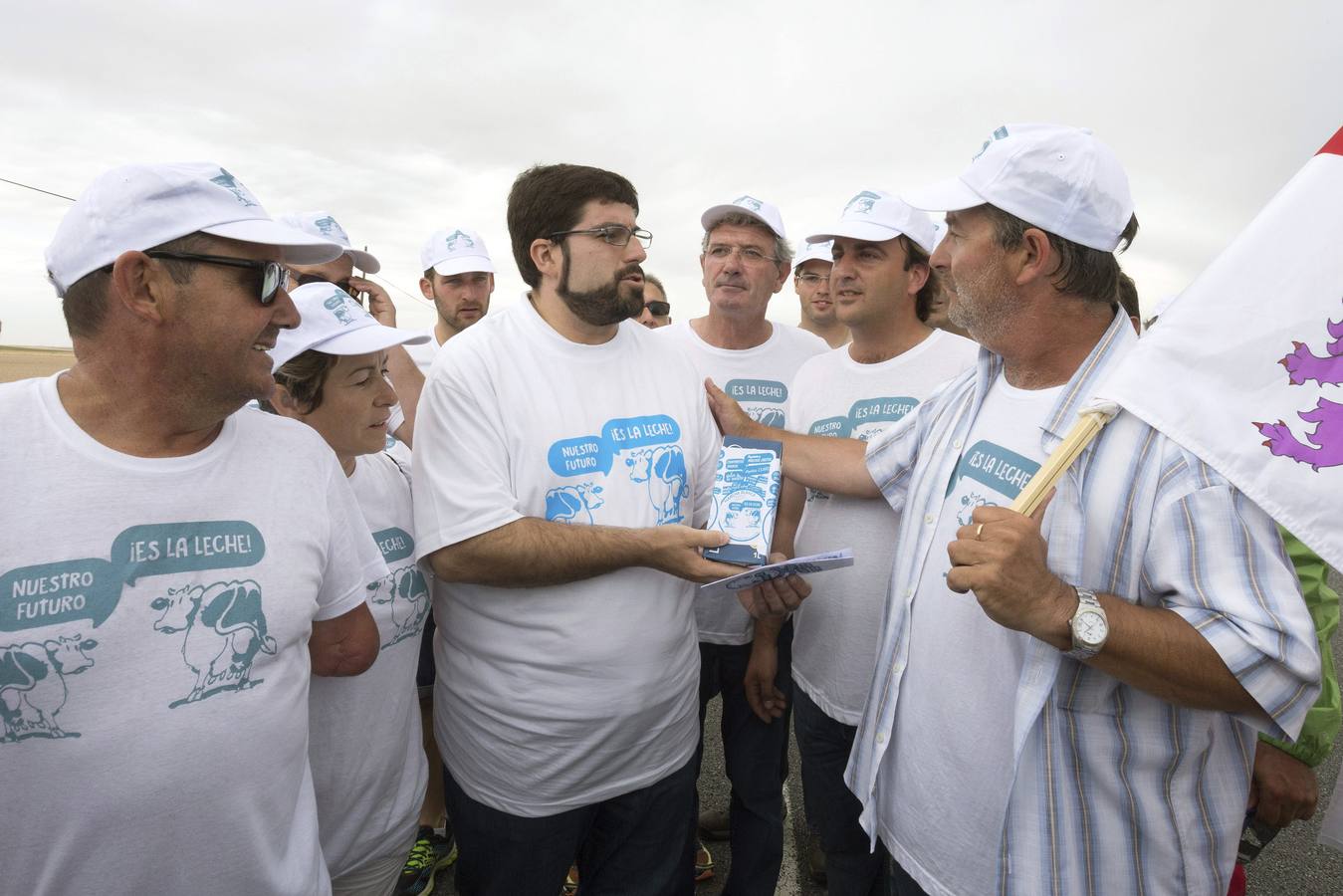 Marcha blanca por el futuro del sector lácteo