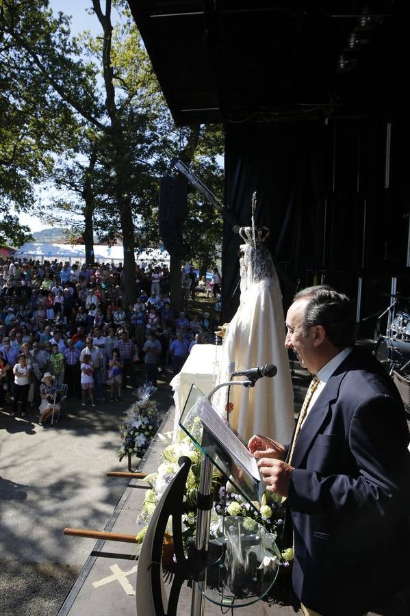 Multitudinaria romería de la Virgen de El Carbayu