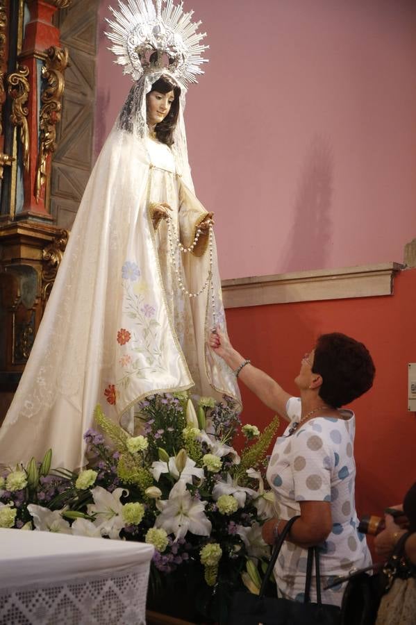 Multitudinaria romería de la Virgen de El Carbayu