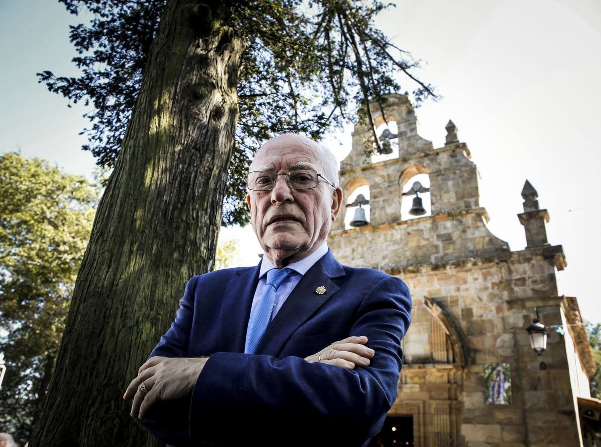 Multitudinaria romería de la Virgen de El Carbayu