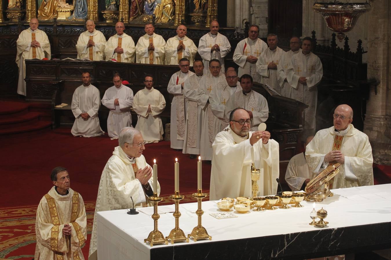 Homenaje a Gabino Díaz Merchán en la Catedral de Oviedo