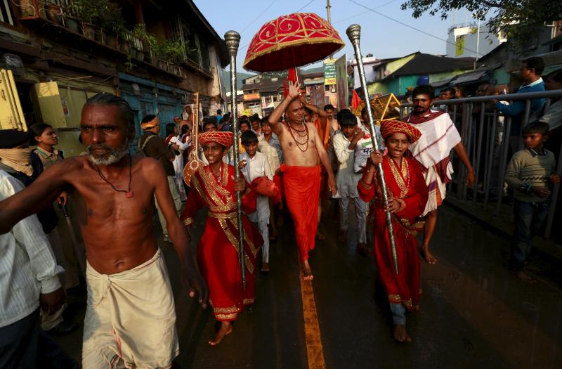 La fiesta de la purificación de los cuerpos en India