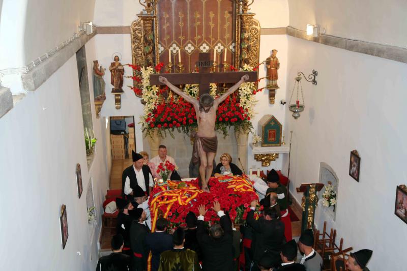 Procesión del Cristo en Nueva de Llanes