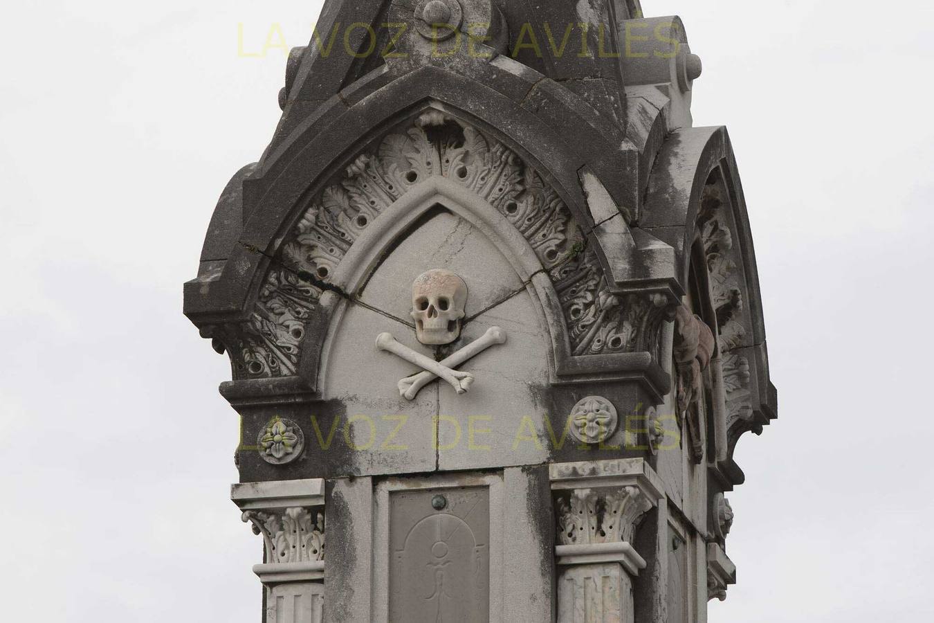 Alegorías de la muerte en el panteón de Bonifacio Heres. 