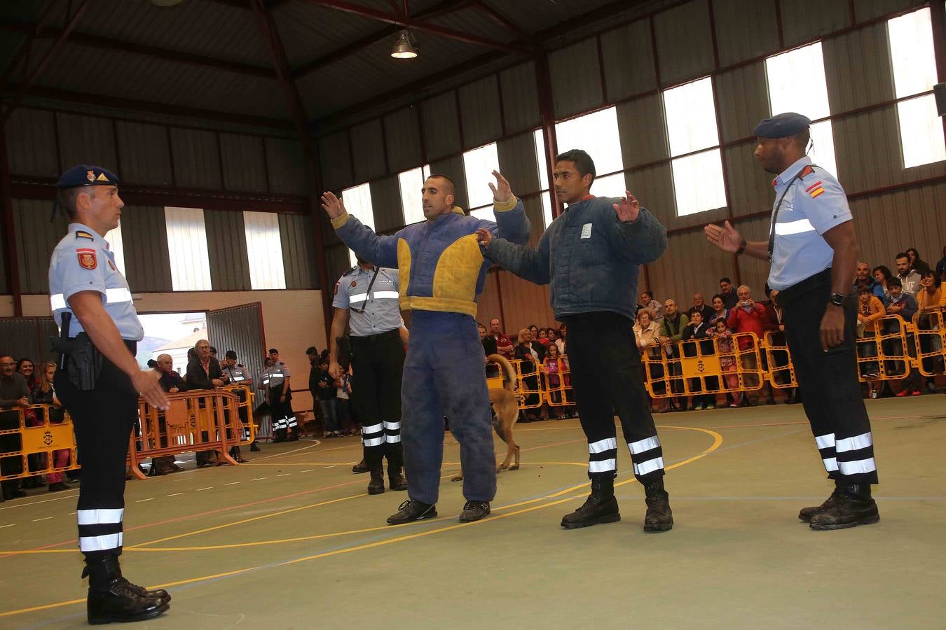 La Guardia Real Española, de maniobras en Asturias