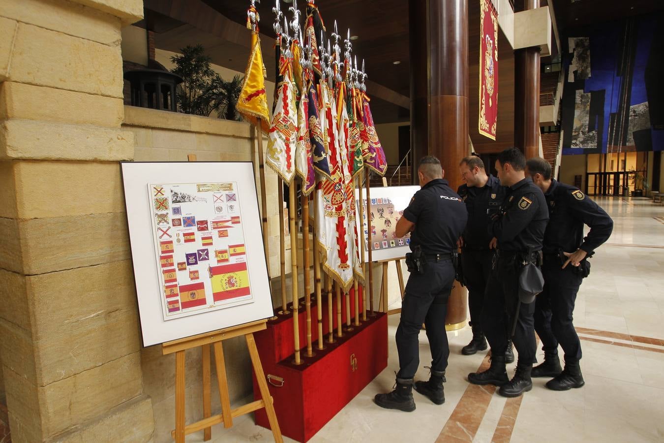 Exposición de la Guardia Real en Oviedo.