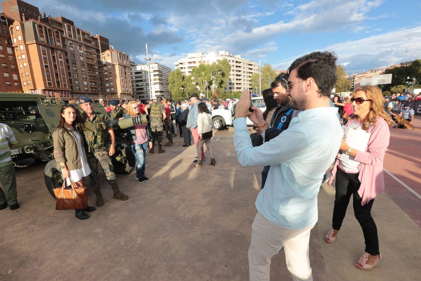 Exhibición de la Guardia Real en Avilés