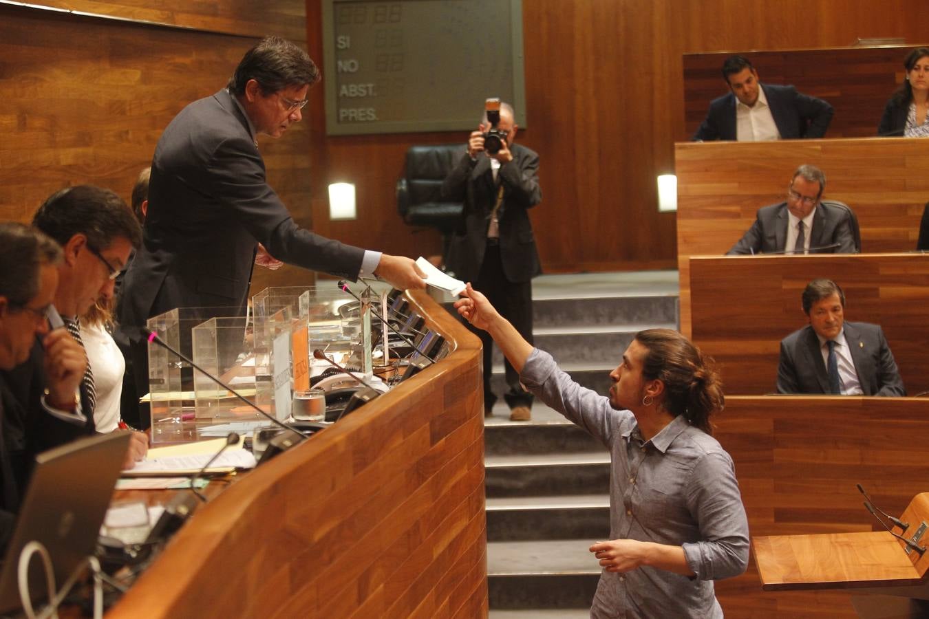 Primer pleno de la legislatura