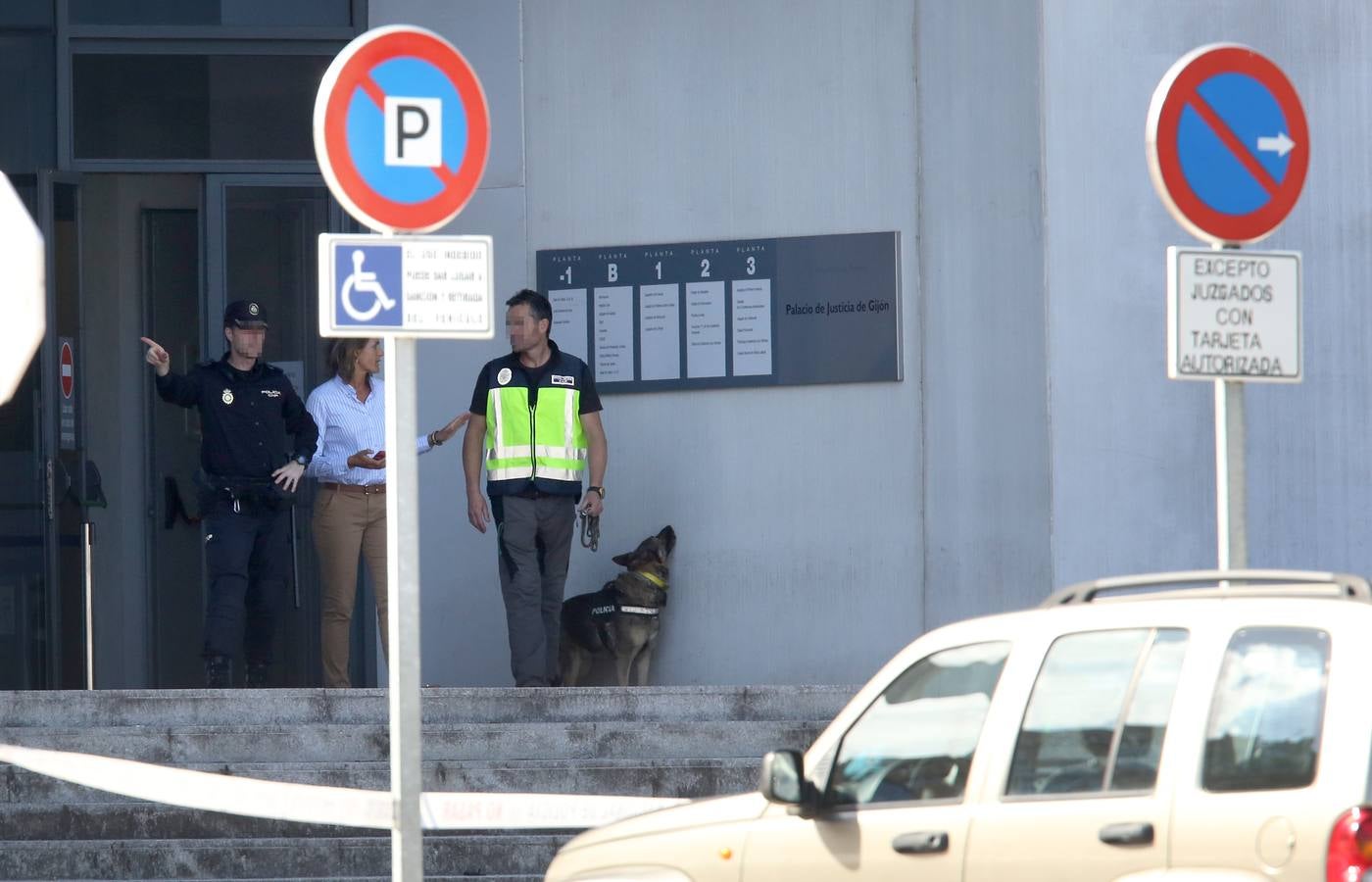 Aviso de bomba en el Palacio de Justicia gijonés