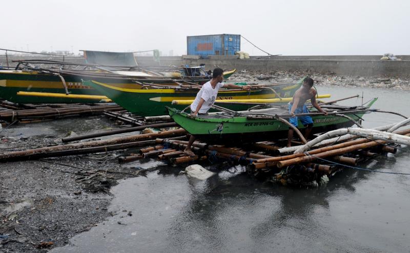 El tifón Koppu golpea Filipinas