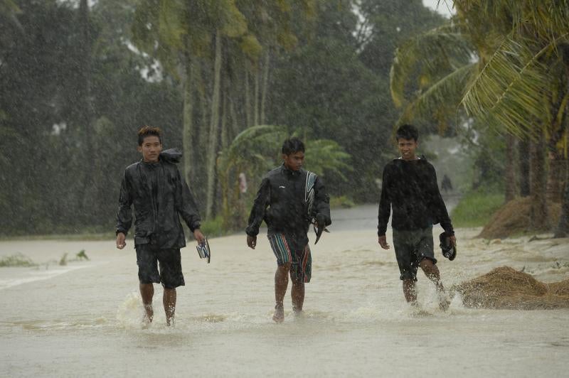 El tifón Koppu golpea Filipinas