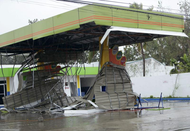 El tifón Koppu golpea Filipinas