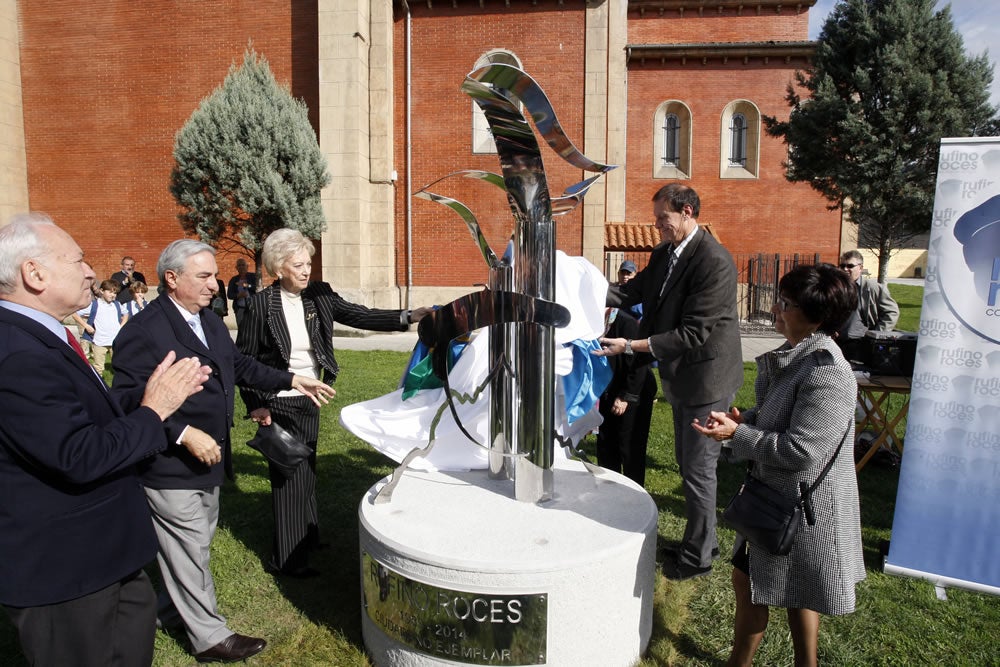 Langreo rinde homenaje a Rufino Roces