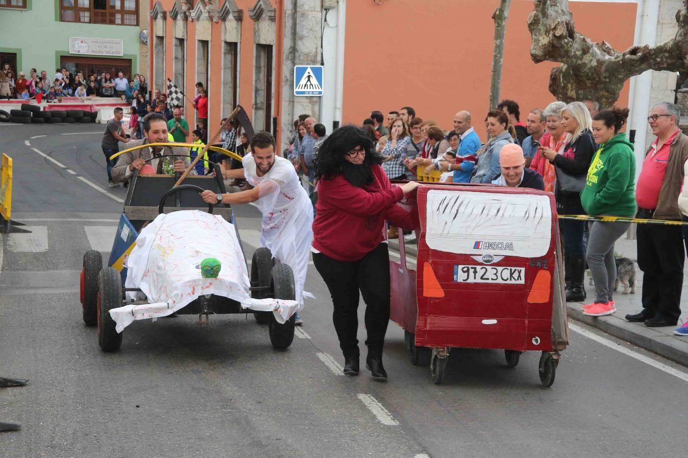 Una veintena de &#039;bólidos&#039; a la carrera