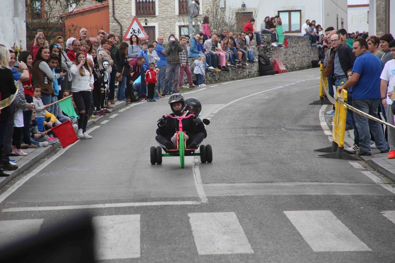 Una veintena de &#039;bólidos&#039; a la carrera