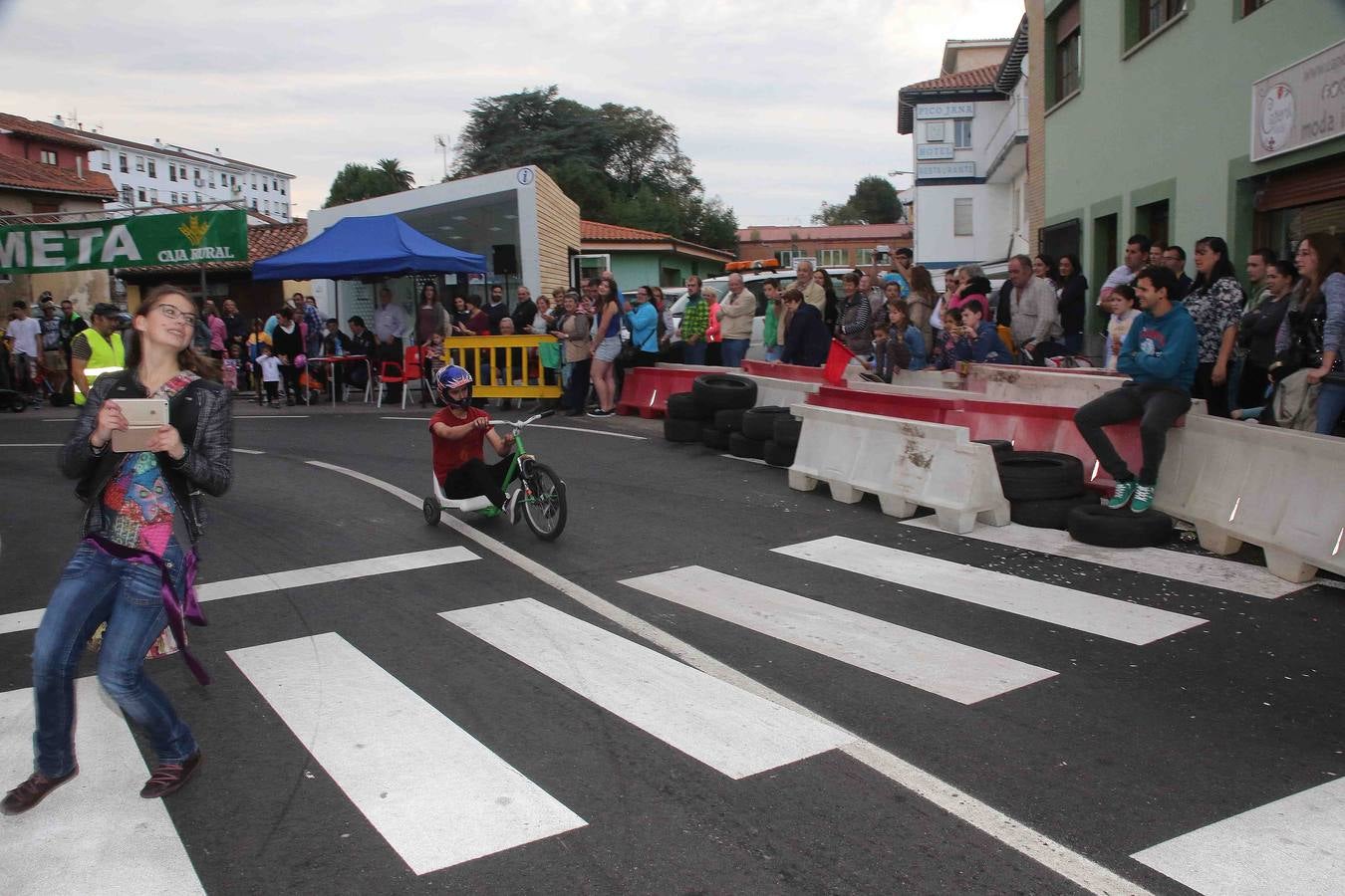 Una veintena de &#039;bólidos&#039; a la carrera