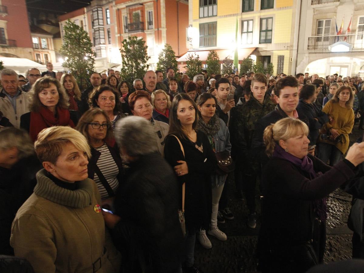 Manifestación en Gijón contra los atentados de París