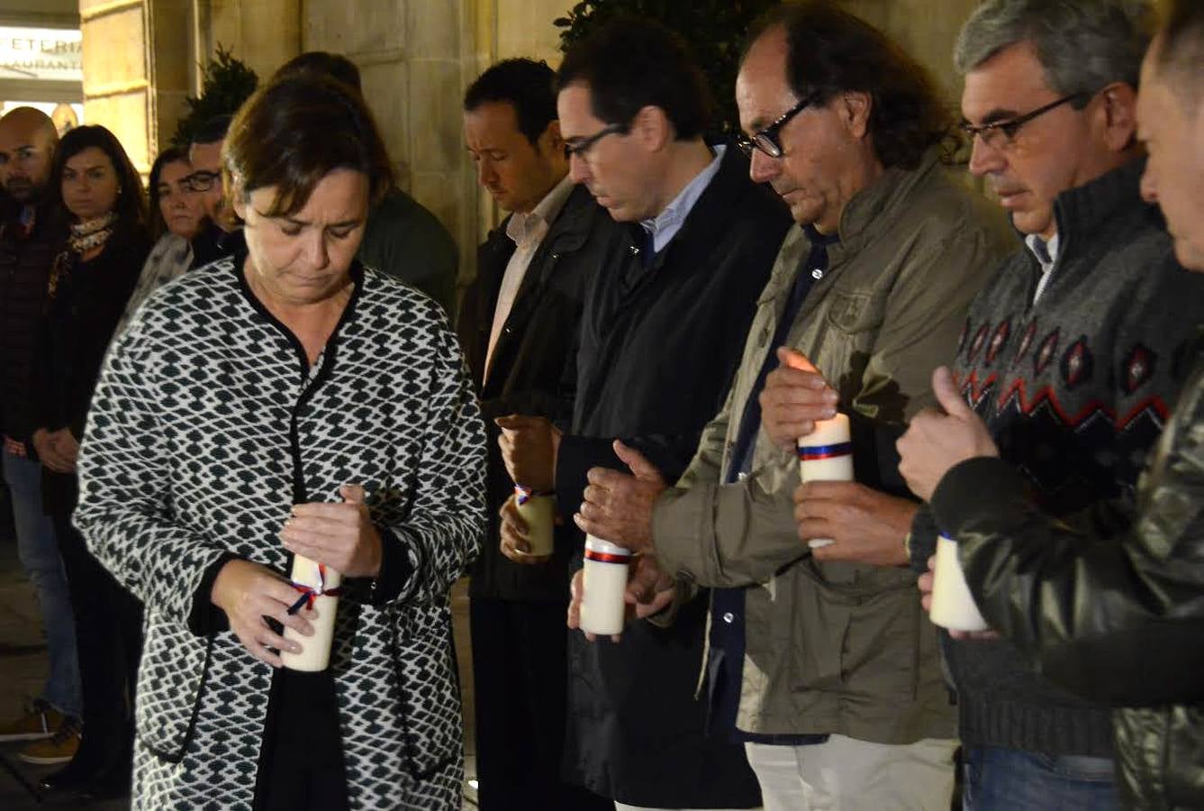 Manifestación en Gijón contra los atentados de París