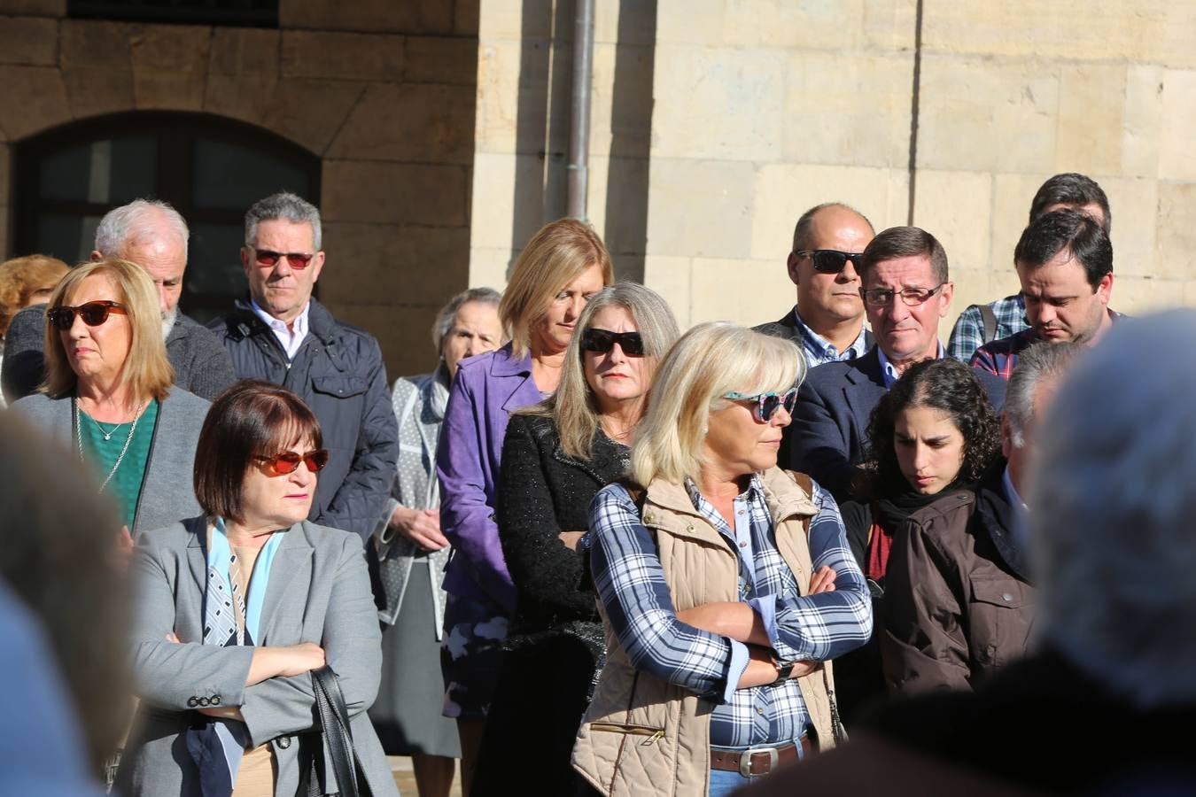 Concentración en Avilés por los atentados de París