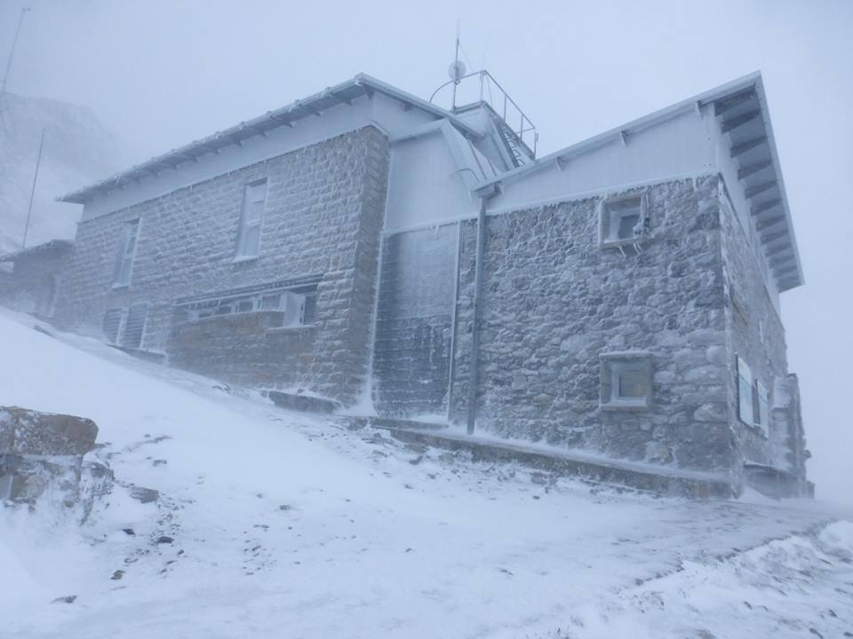 La nieve cubre Asturias