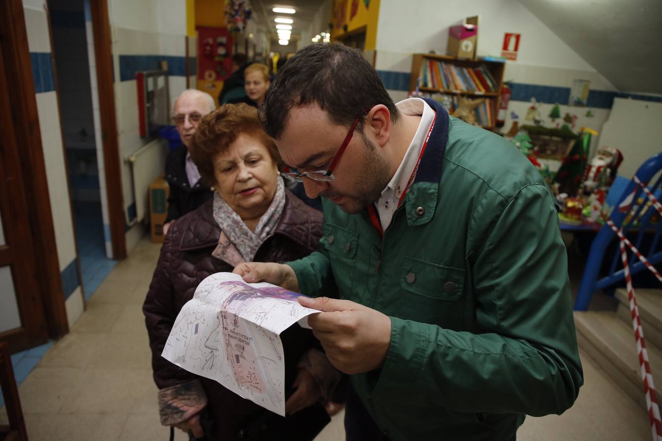 Los candidatos asturianos votan