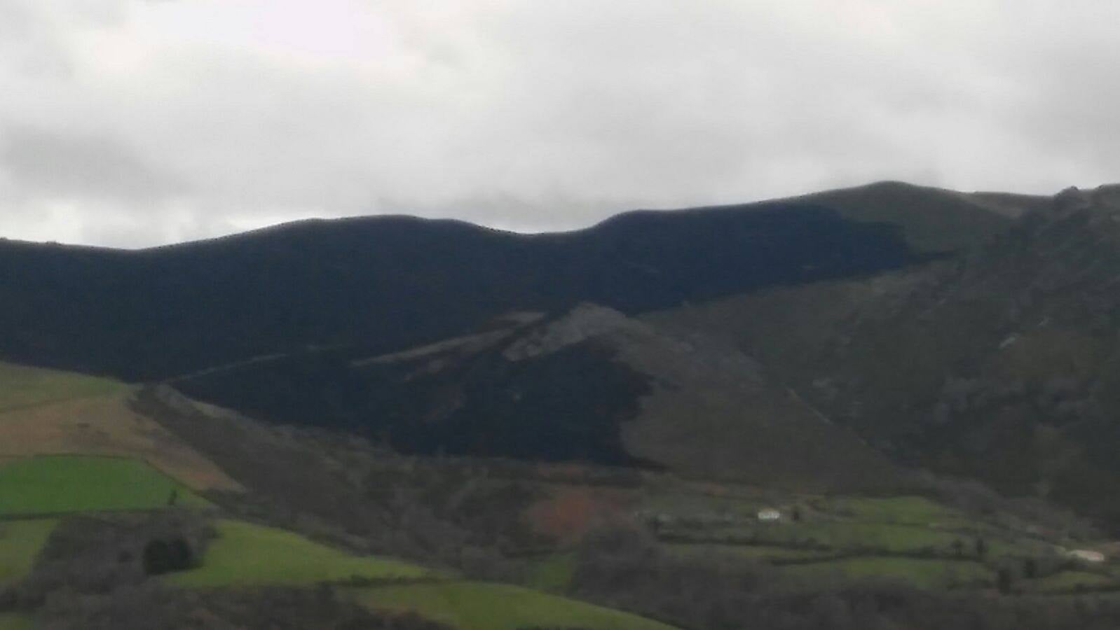 Los daños del fuego en Cangas del Narcea