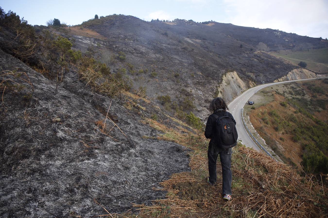 Las imágenes que dejan cinco días de lucha contra el fuego en Asturias