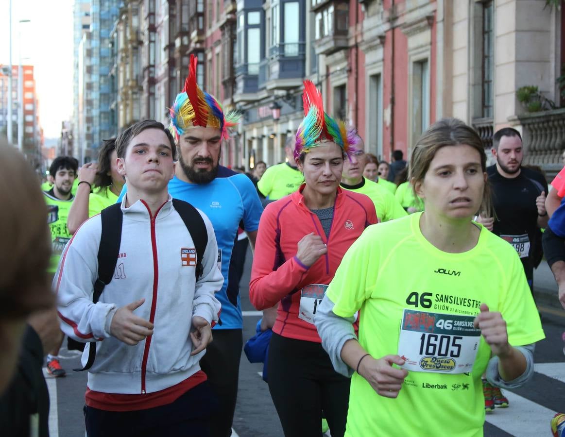 Las mejores imágenes de la San Silvestre de Gijón