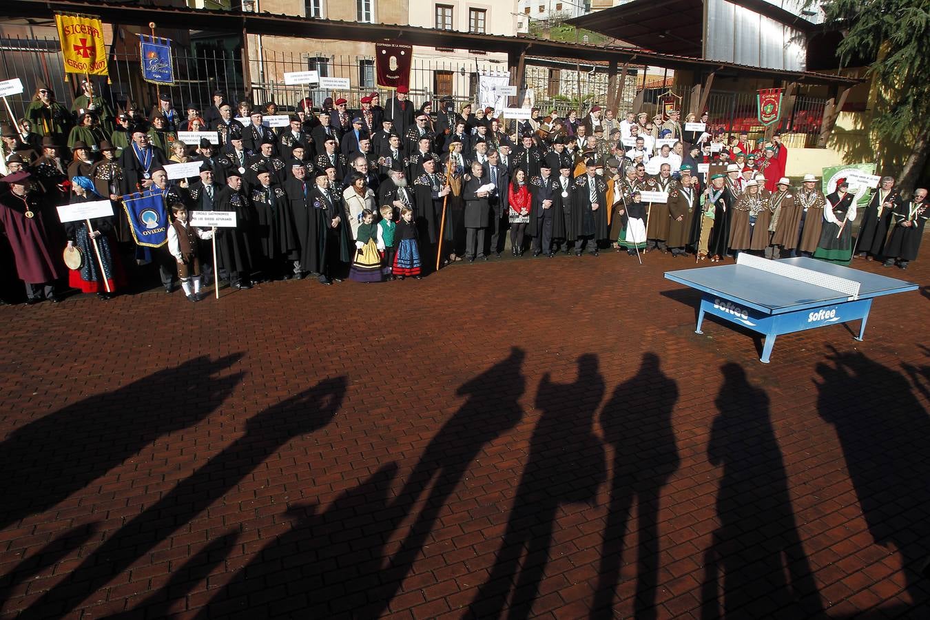 La fiesta de los nabos llena La Foz de Morcín