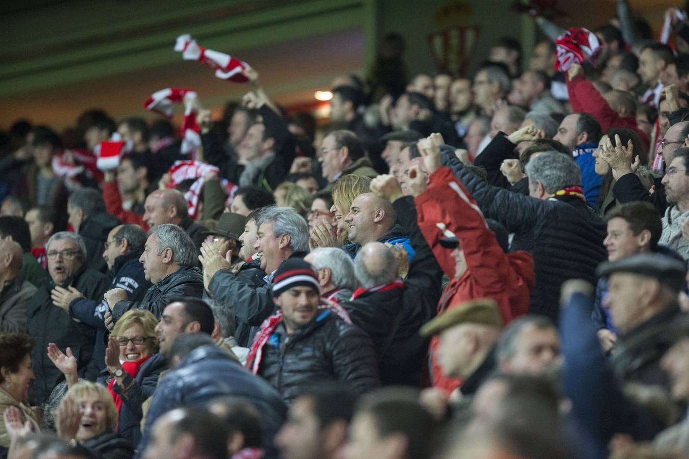 ¿Estuviste en el Sporting 5-1 Real Sociedad? Búscate en las imágenes (I)