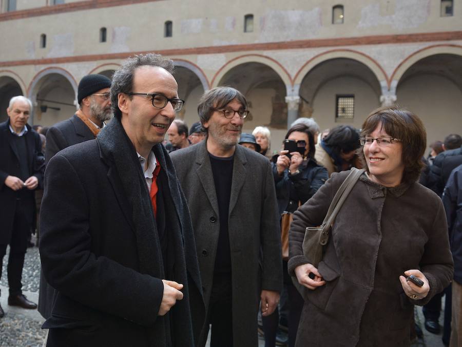 Un funeral laico despide a Umberto Eco