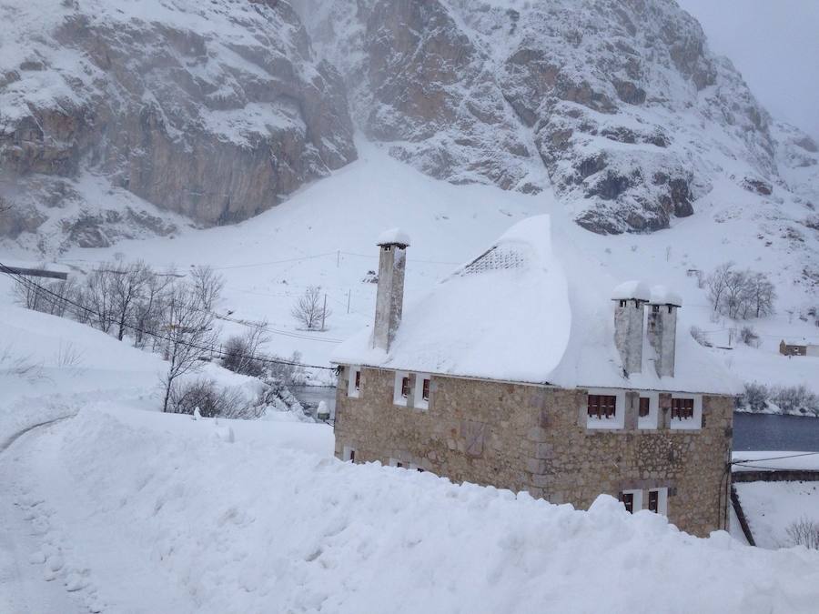La nieve se acumula en el Suroccidente