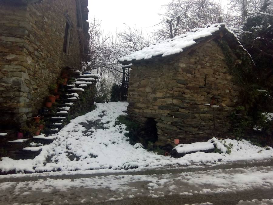 La nieve se acumula en el Suroccidente