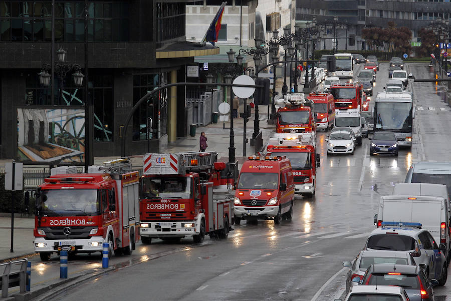 Los bomberos de Oviedo celebran su patrón