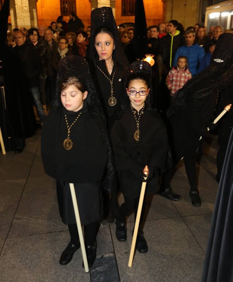 Procesión del Santo Encuentro, en Avilés