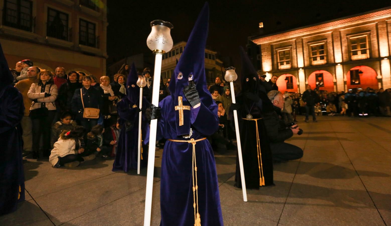 Procesión del Santo Encuentro, en Avilés