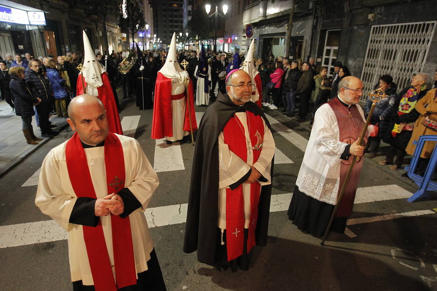 Un ovetense, indultado en la procesión del Jueves Santo