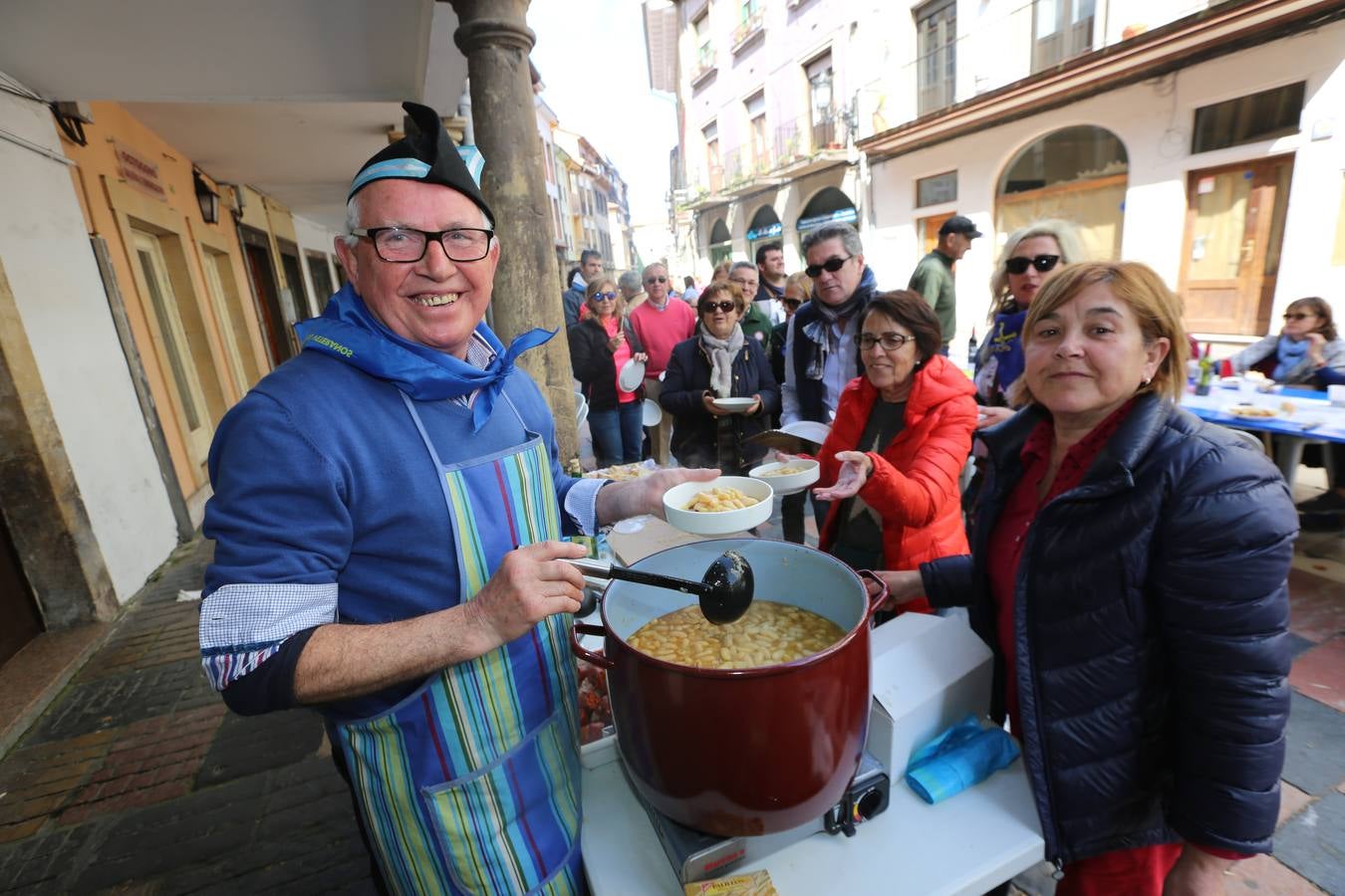 ¿Estuviste en la Comida en la calle de Avilés? ¡Búscate! - 2