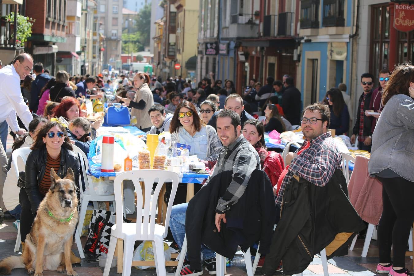 ¿Estuviste en la Comida en la calle de Avilés? ¡Búscate! - 2